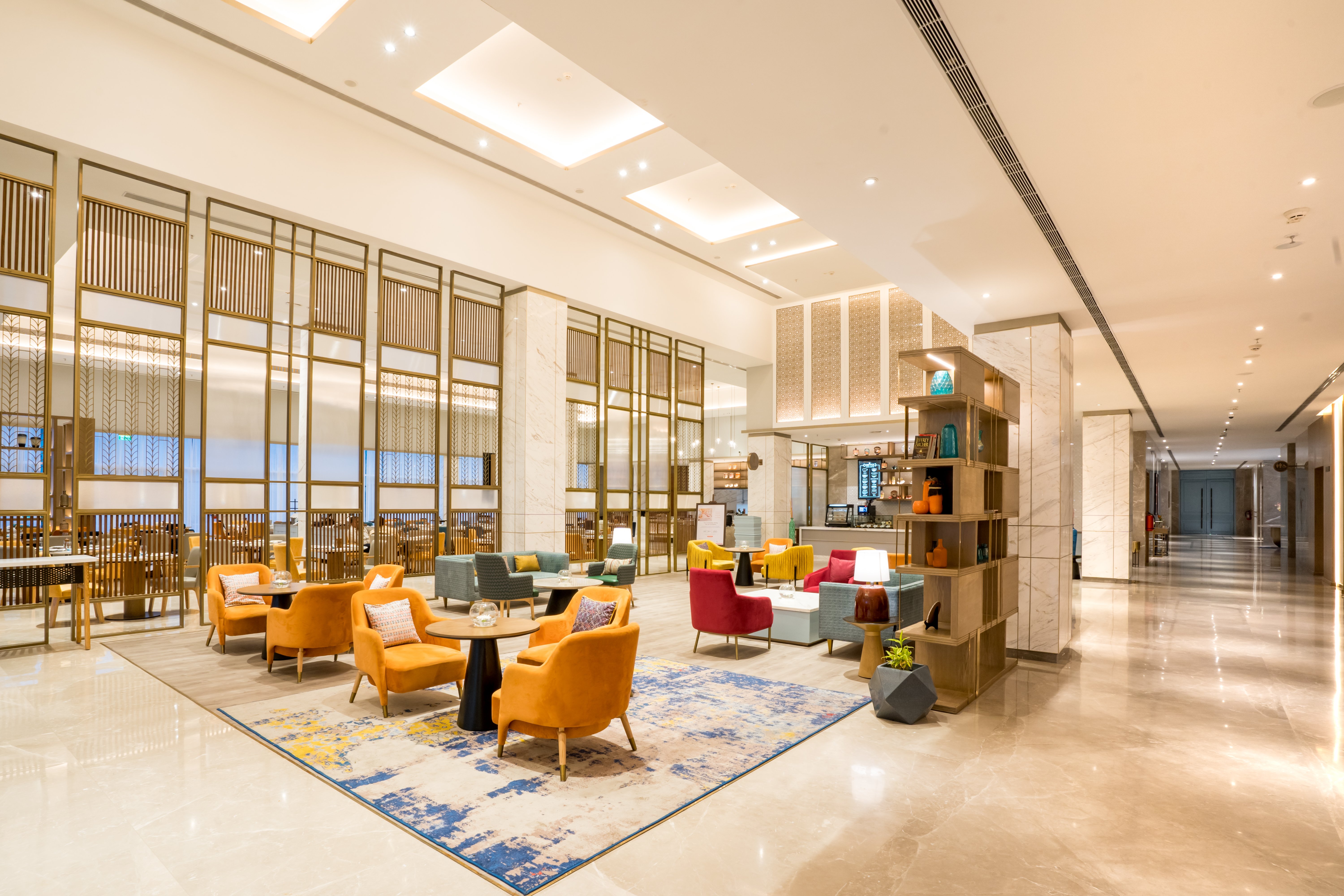 Holiday Inn Lucknow Airport 24/54