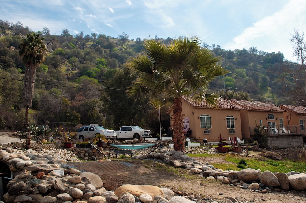 Sequoia Riverfront Cabins 67/71