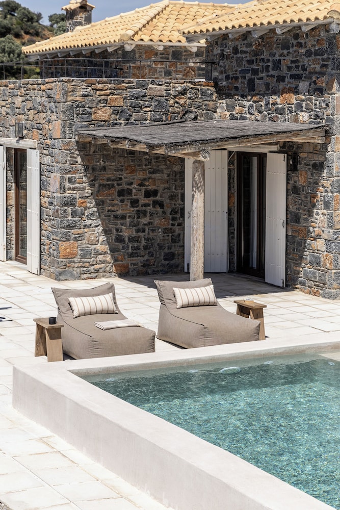 Palazzo Greco Villas 76/79