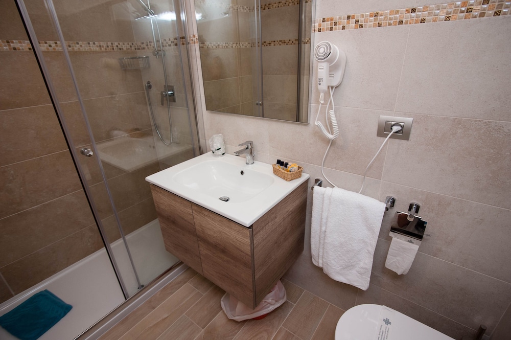 Hotel Portoconte 7/30