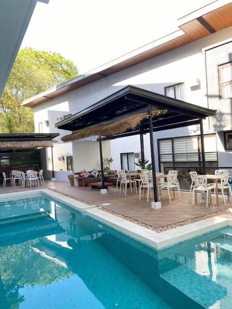 Acacia Garden Inn 63/66