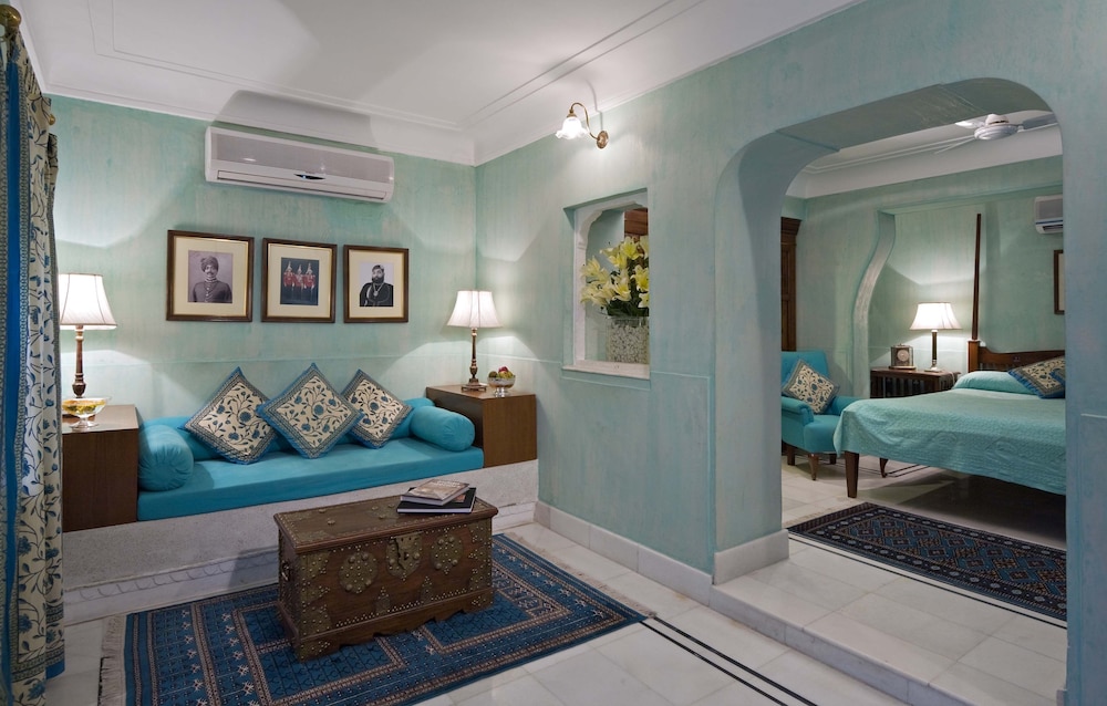 SAMODE HAVELI 39/55