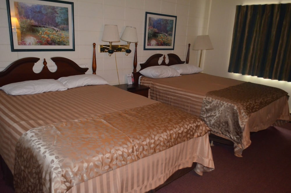 Grand Inn Fargo 25/32