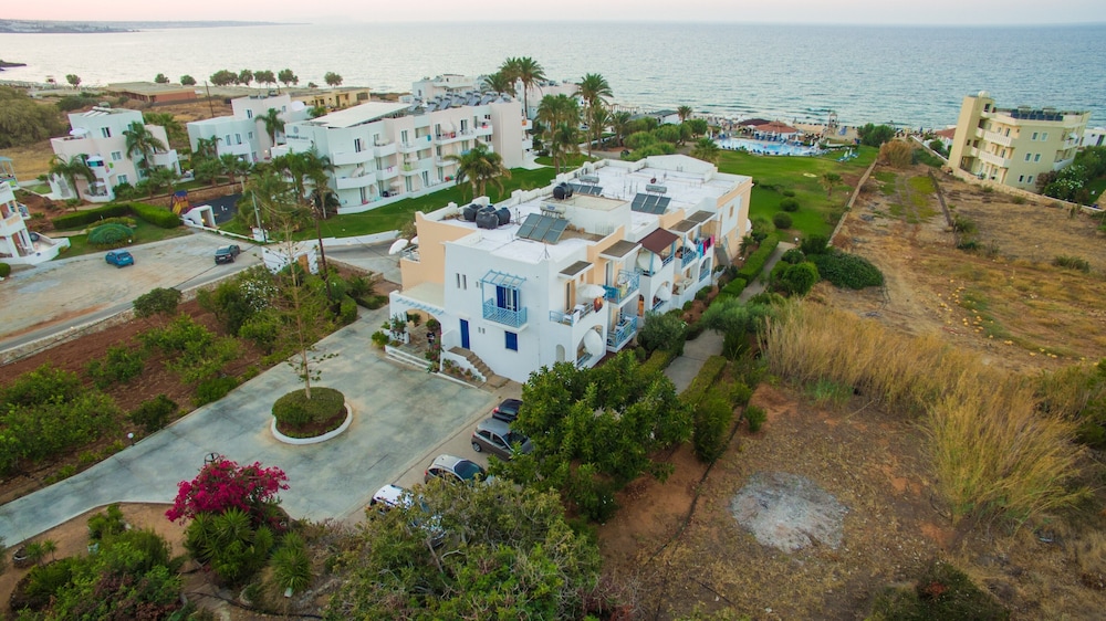 Windmill Beach Apartments 32/34
