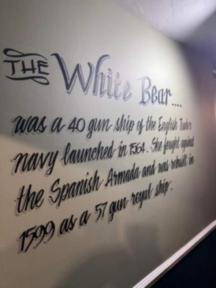 OYO White Bear at Bedale 17/31