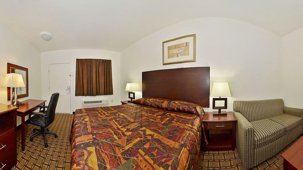 Baymont by Wyndham Ridgecrest 47/49
