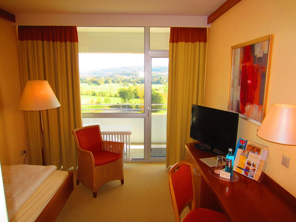 TRIP INN Landhotel Bad Soden-Salmuenster 16/50