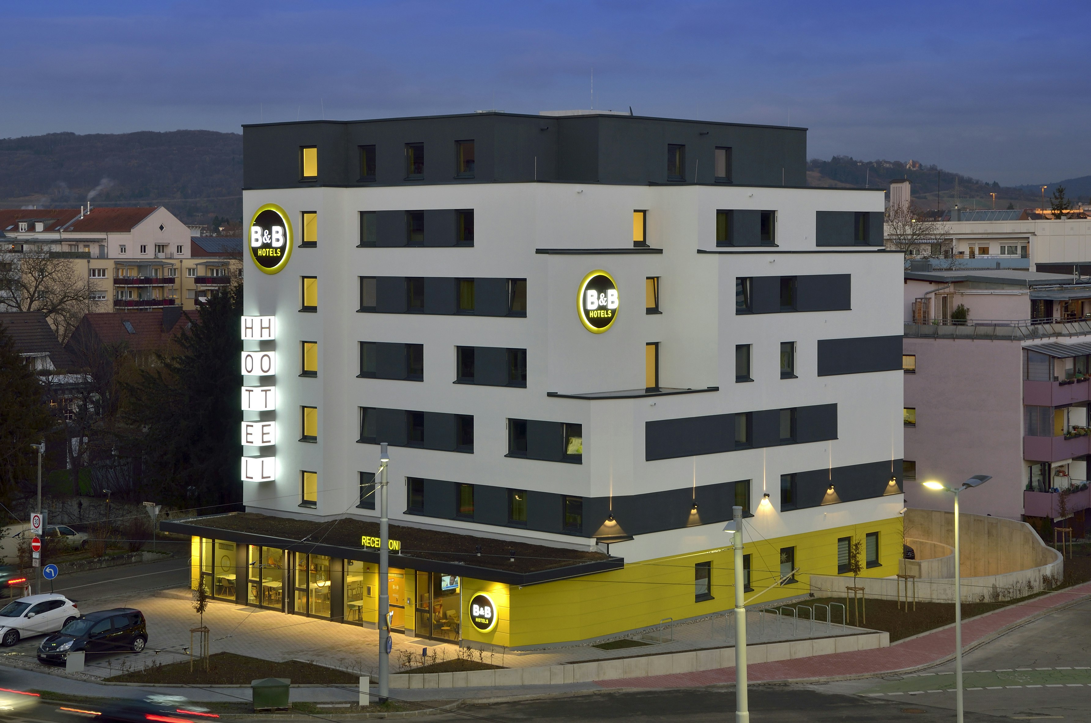 B&B Hotel Weil am Rhein Basel 2/25