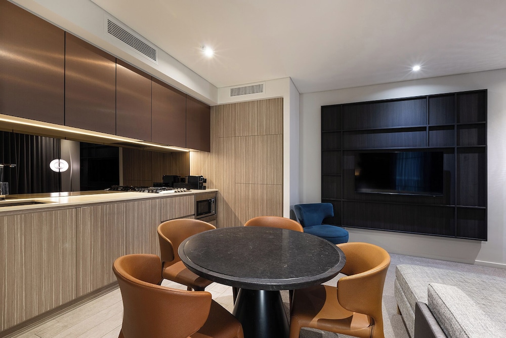 One Global Resorts Green Square 38/50