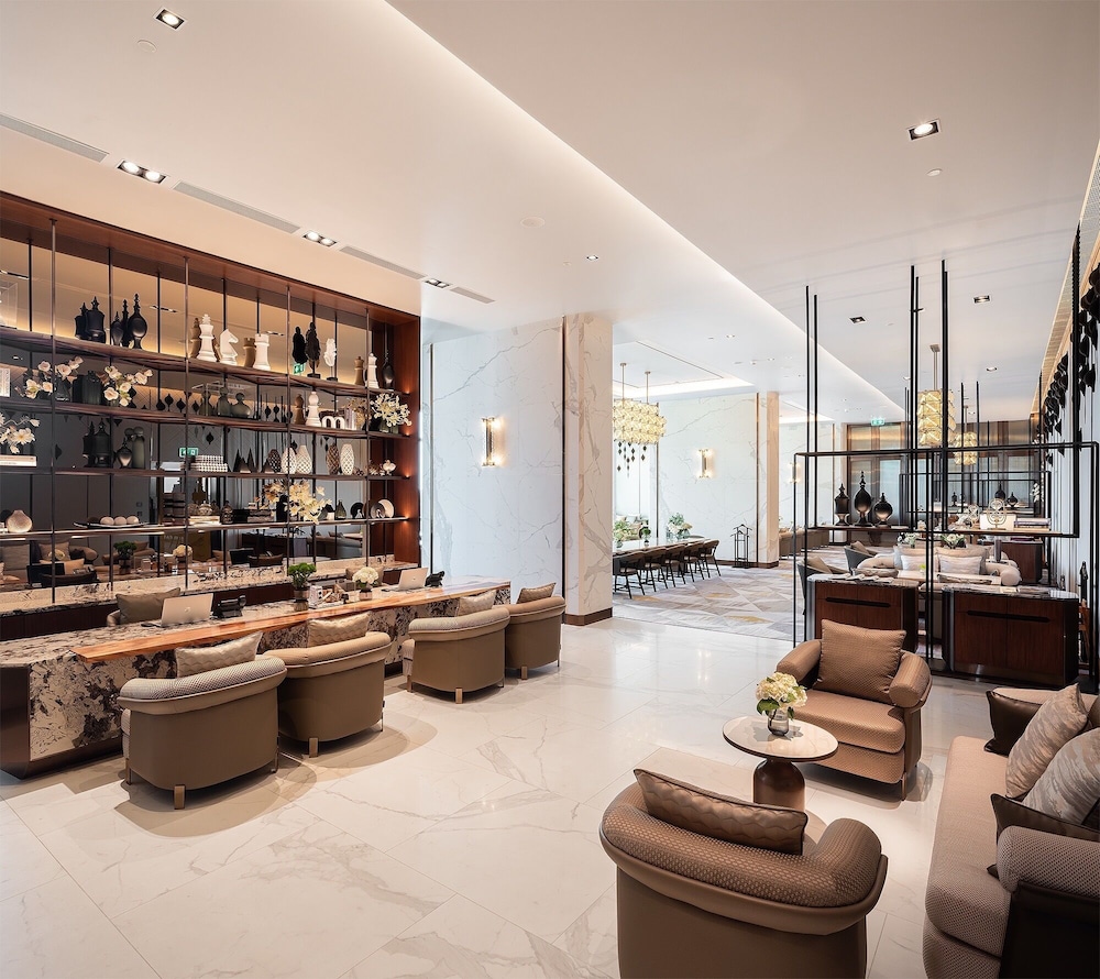Eastin Grand Hotel Phayathai 28/50