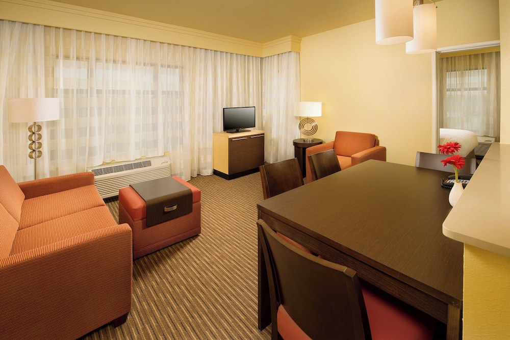 TownePlace Suites by Marriott Dallas DFW Airport North/Grapevine 23/50