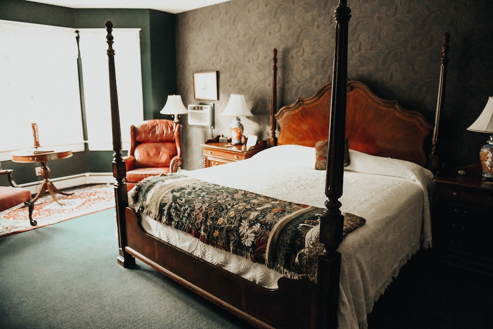 Starlight, King Bed، China Clipper Inn 3/10