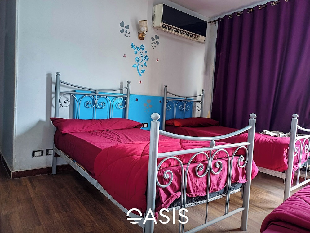 Oasis Hotel 28/50