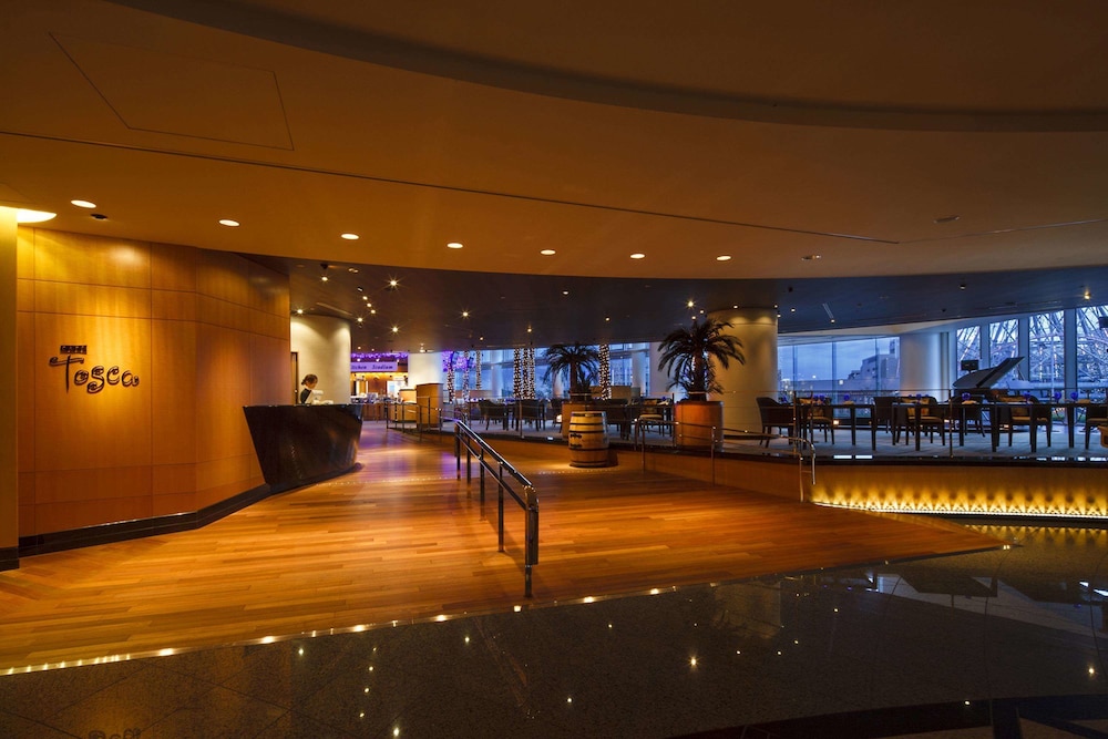 The Yokohama Bay Hotel Tokyu 8/48