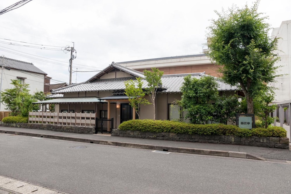 Hotel Kinsuien 27/29