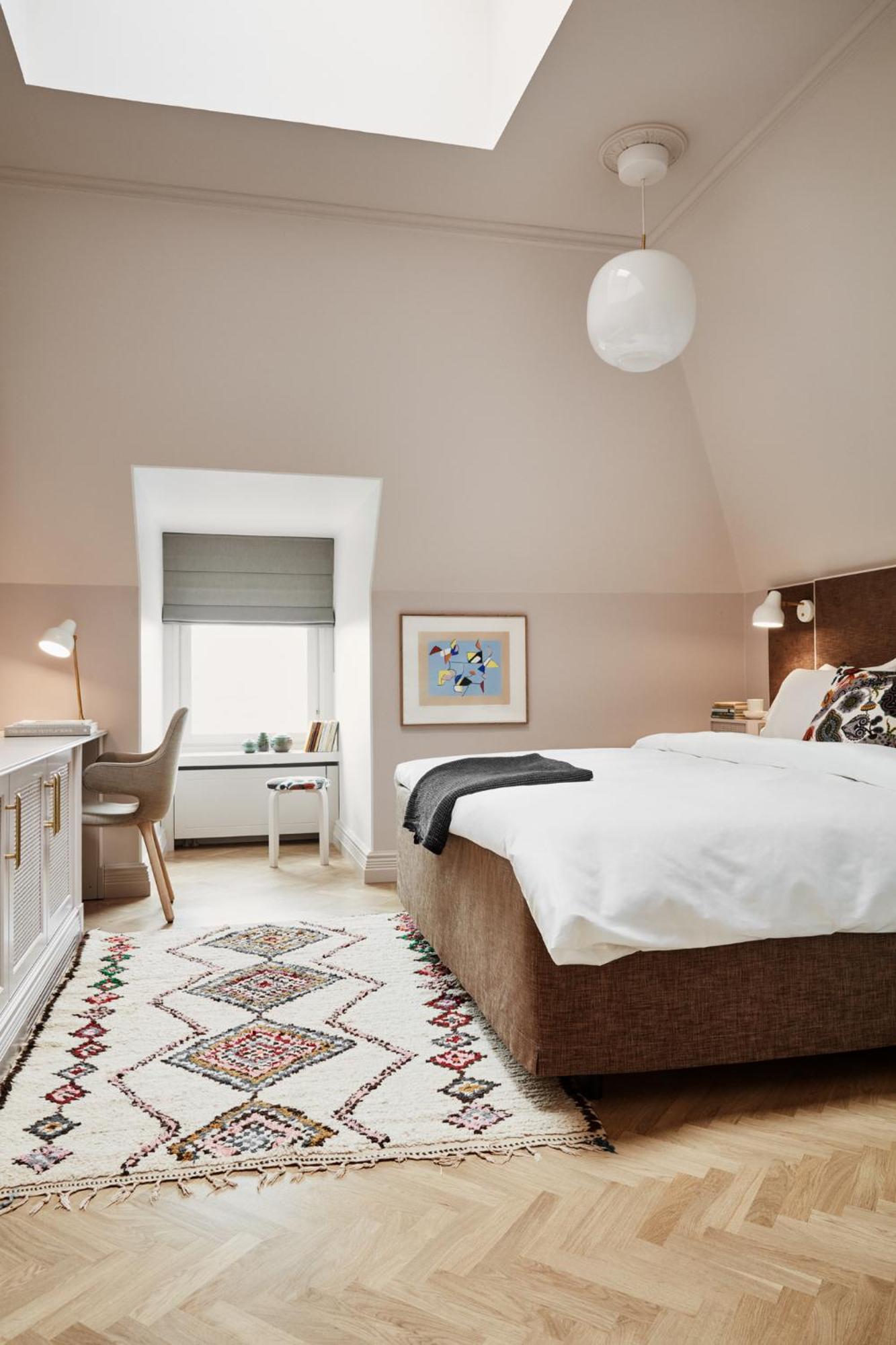 Sky, Studio, Attic