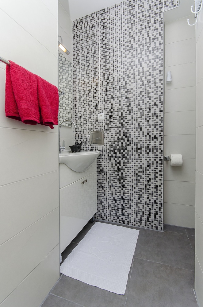 Luxury Lidija Rooms 48/50