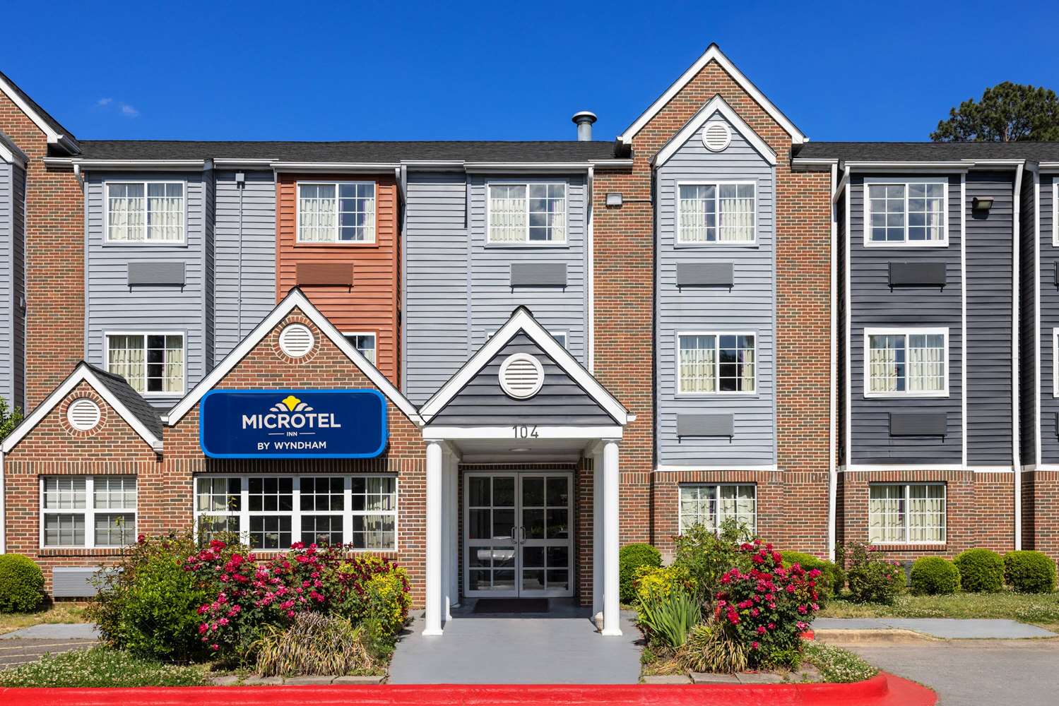 Microtel Inn & Suites by Wyndham Raleigh Durham Airport 4/32