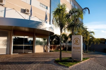 Roari Hotel 4/43