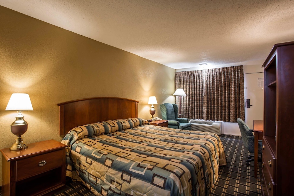 Econo Lodge Salisbury 14/49