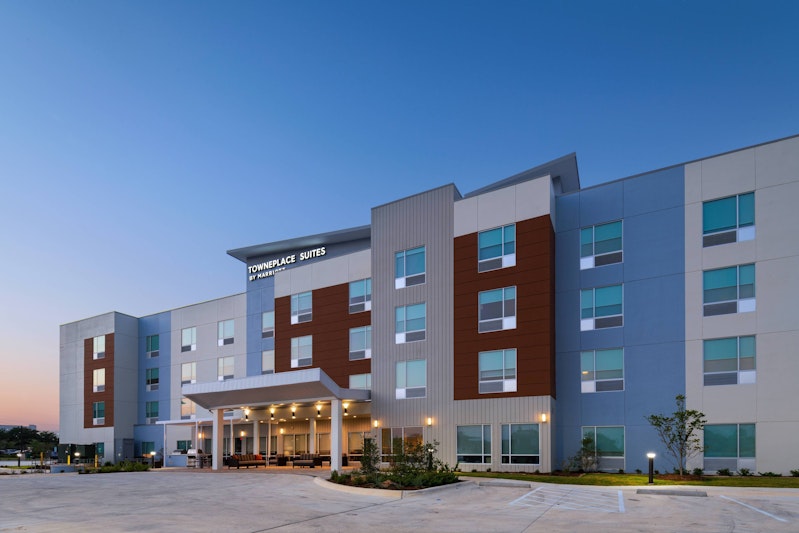 TownePlace Suites by Marriott San Antonio Northwest at The RIM 2/38
