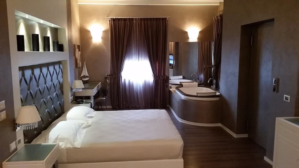 Hotel Morgana 8/28