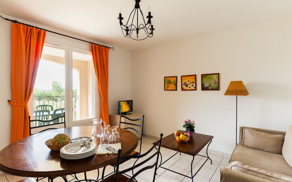 Residence Lagrange Vacances Le Domaine De Bourgeac 10/29