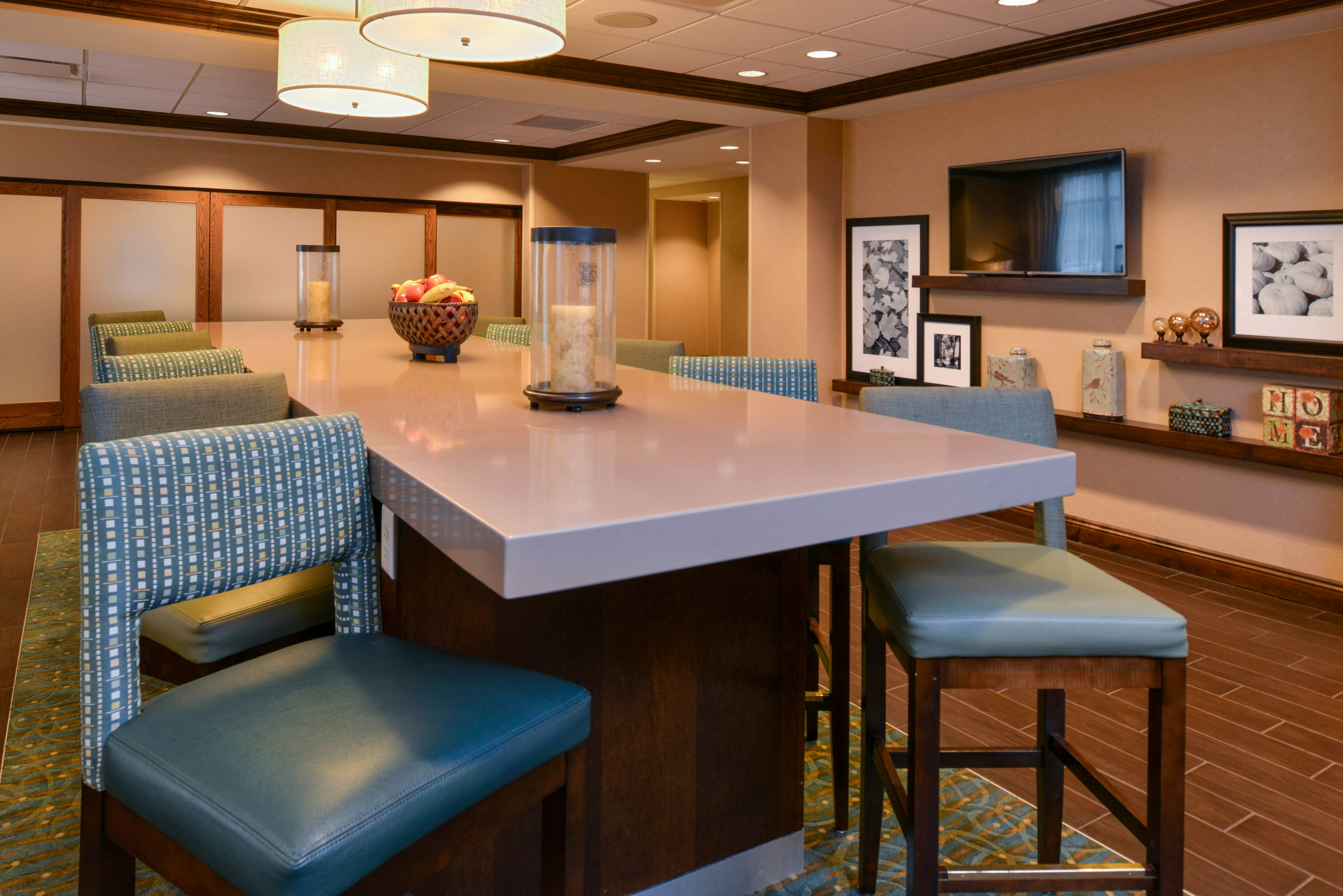 HAMPTON INN OMAHA MIDTOWN-AKSARBEN AREA 41/50