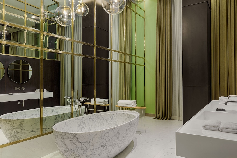 Le Meridien Batumi 57/58