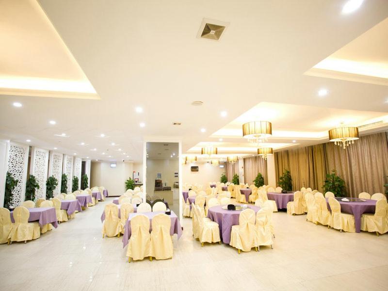 Vienna Hotel (Guangzhou Hanxi Changlong Park Branch) 37/51