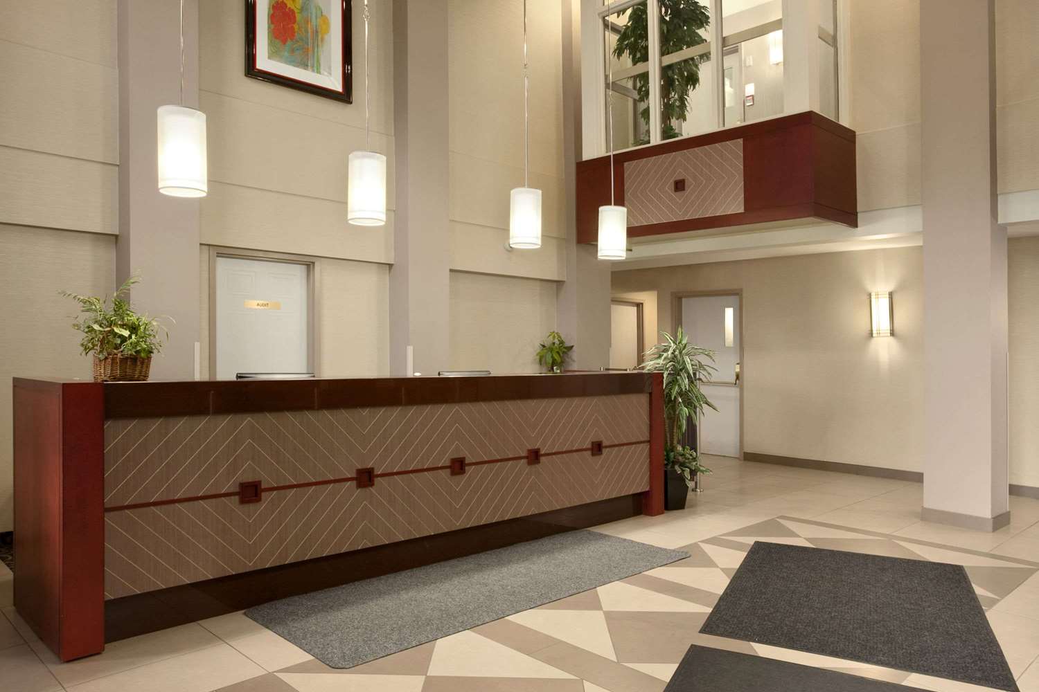 Travelodge by Wyndham Oshawa Whitby 4/18