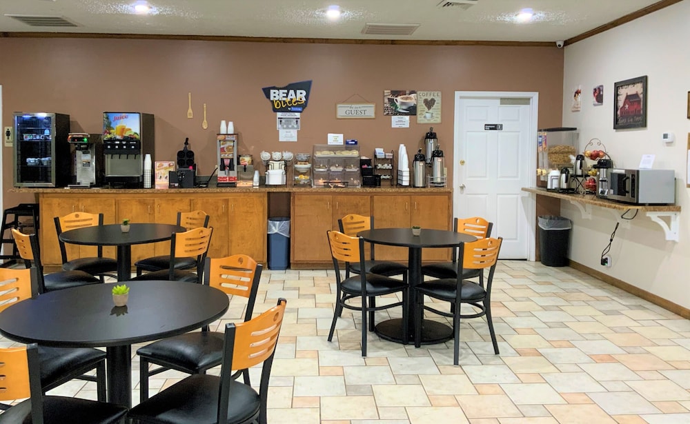 Travelodge By Wyndham Wytheville 33/43