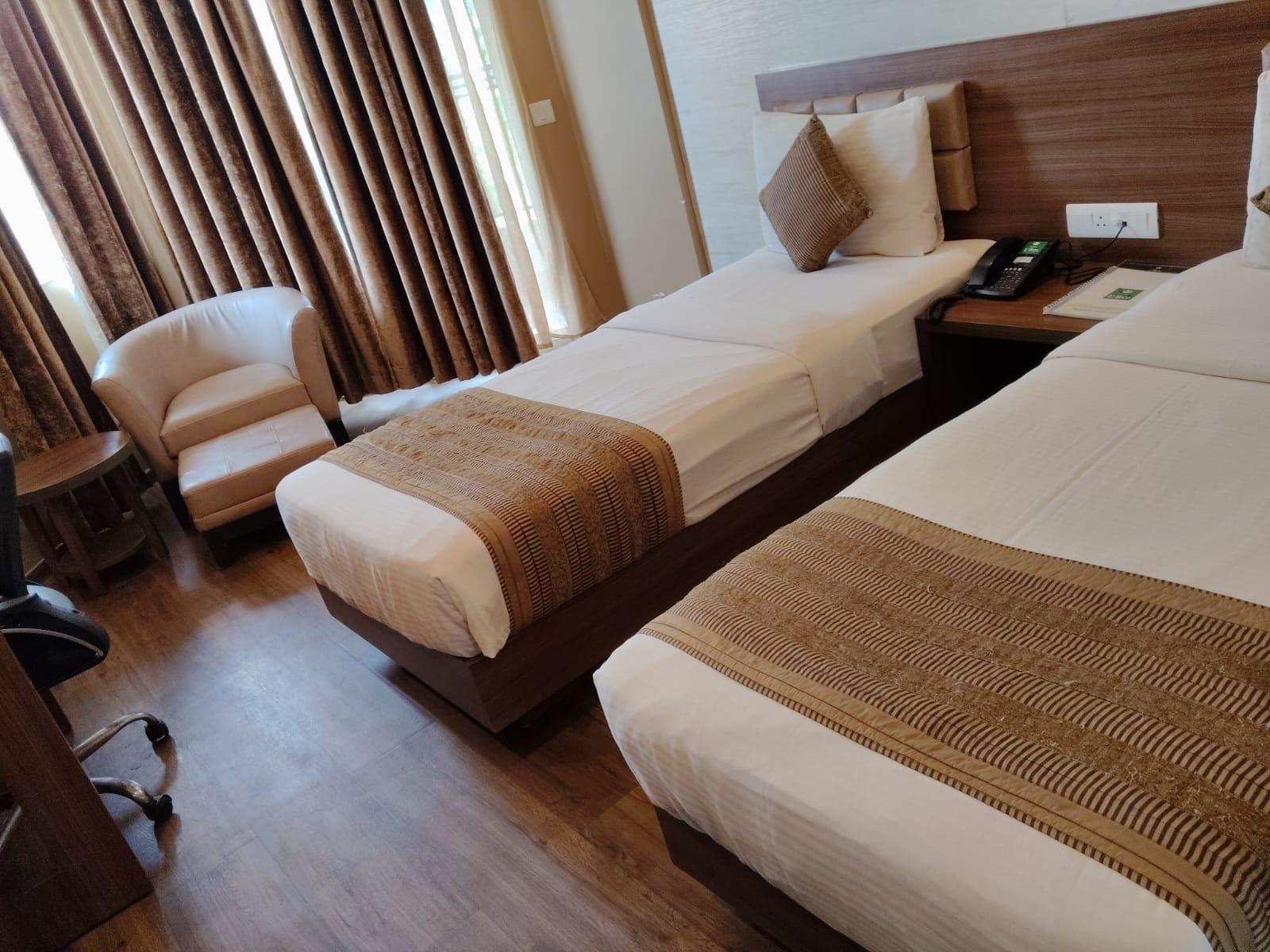 Type A, Deluxe, Twin Beds