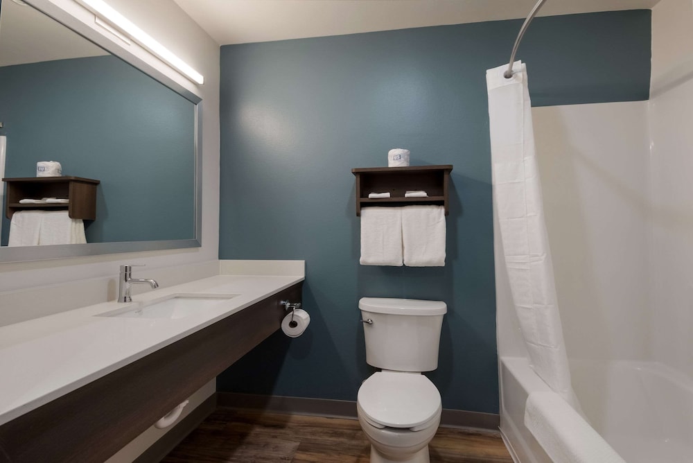 WoodSpring Suites San Antonio UTSA - Medical Center 20/21