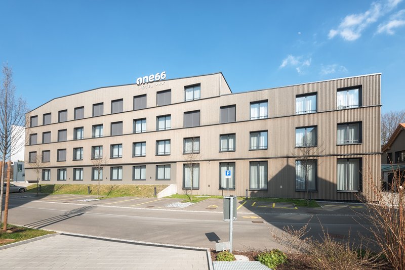 Hotel one66 1/6
