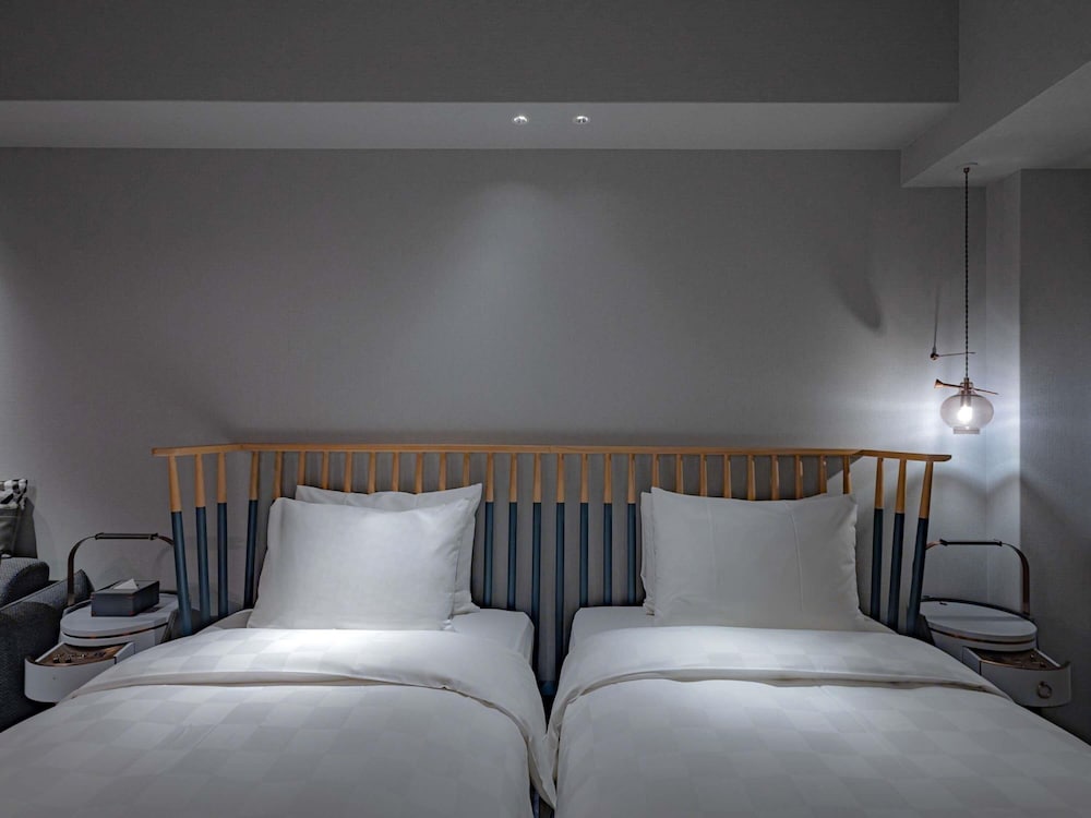 غرفة سوبيريور بسريرين منفصلين مع أريكة بحوض استحمام، Mercure Kyoto Station 6/10
