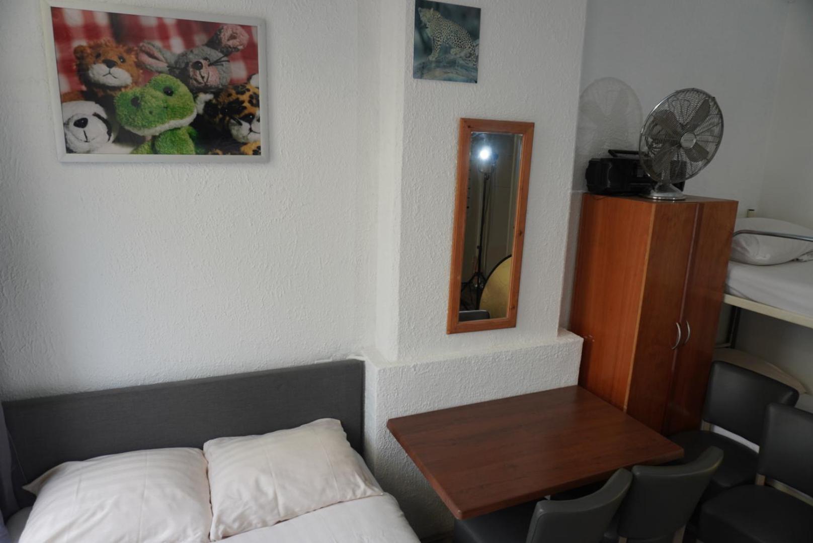 Hotel Schroder 26/50