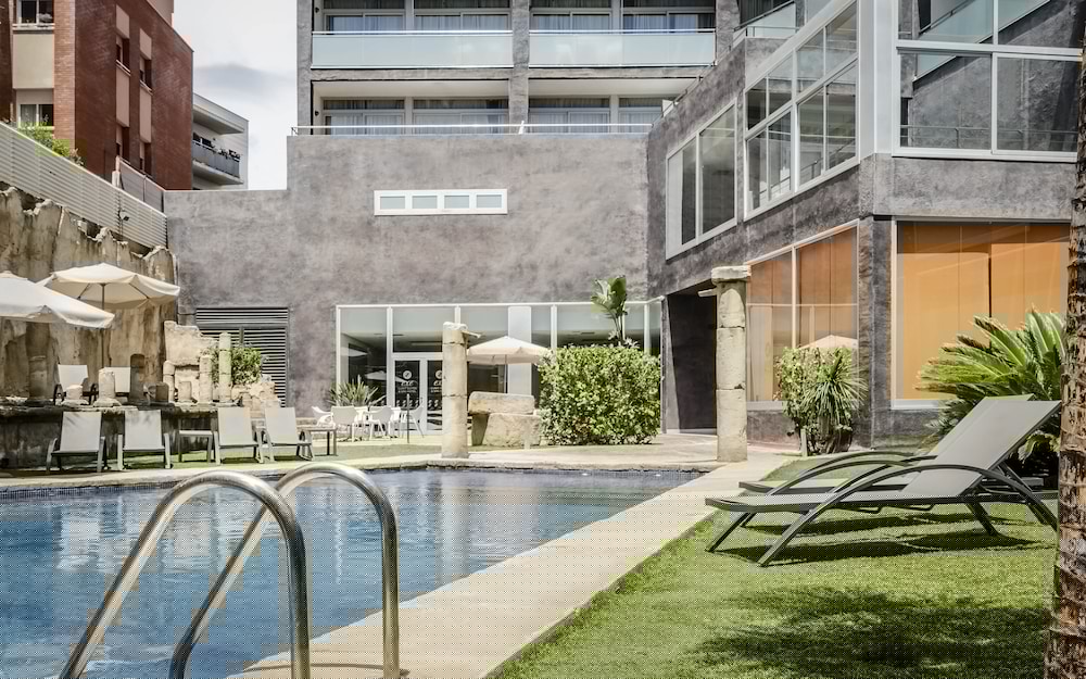 Dorma Cunit Suites & SPA 7/60