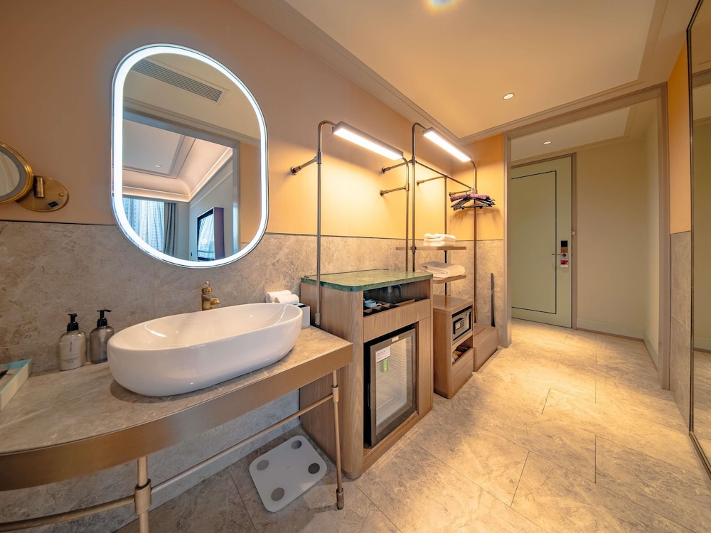 Mercure Lanzhou Downtown 49/50