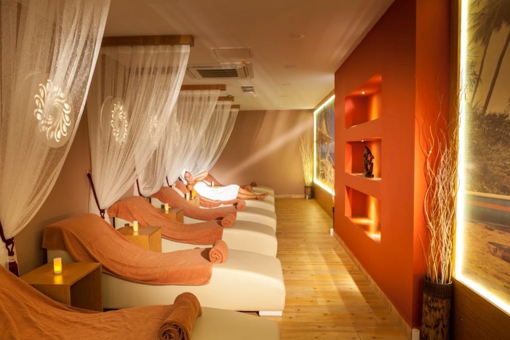 Bella Resort Hotels And Spa 27/73