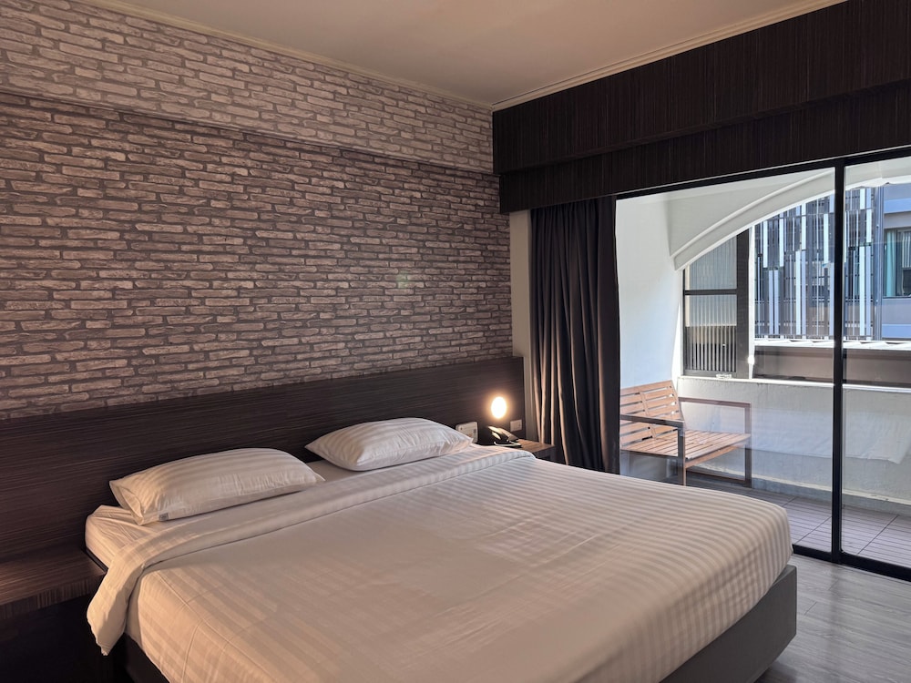 SUPERIOR, DOUBLE BED, BALCONY