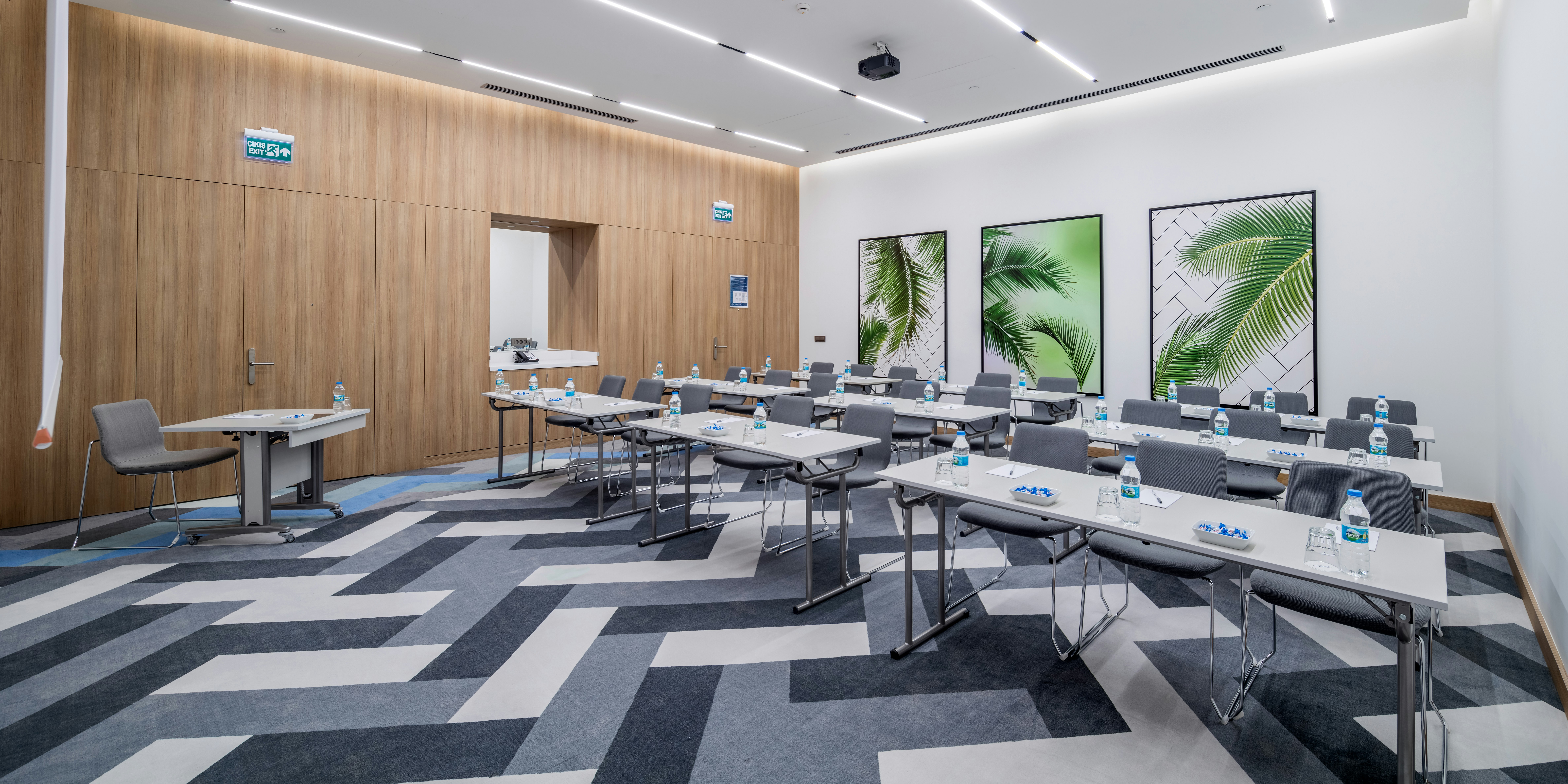 Hampton By Hilton Istanbul Zeytinburnu 10/27