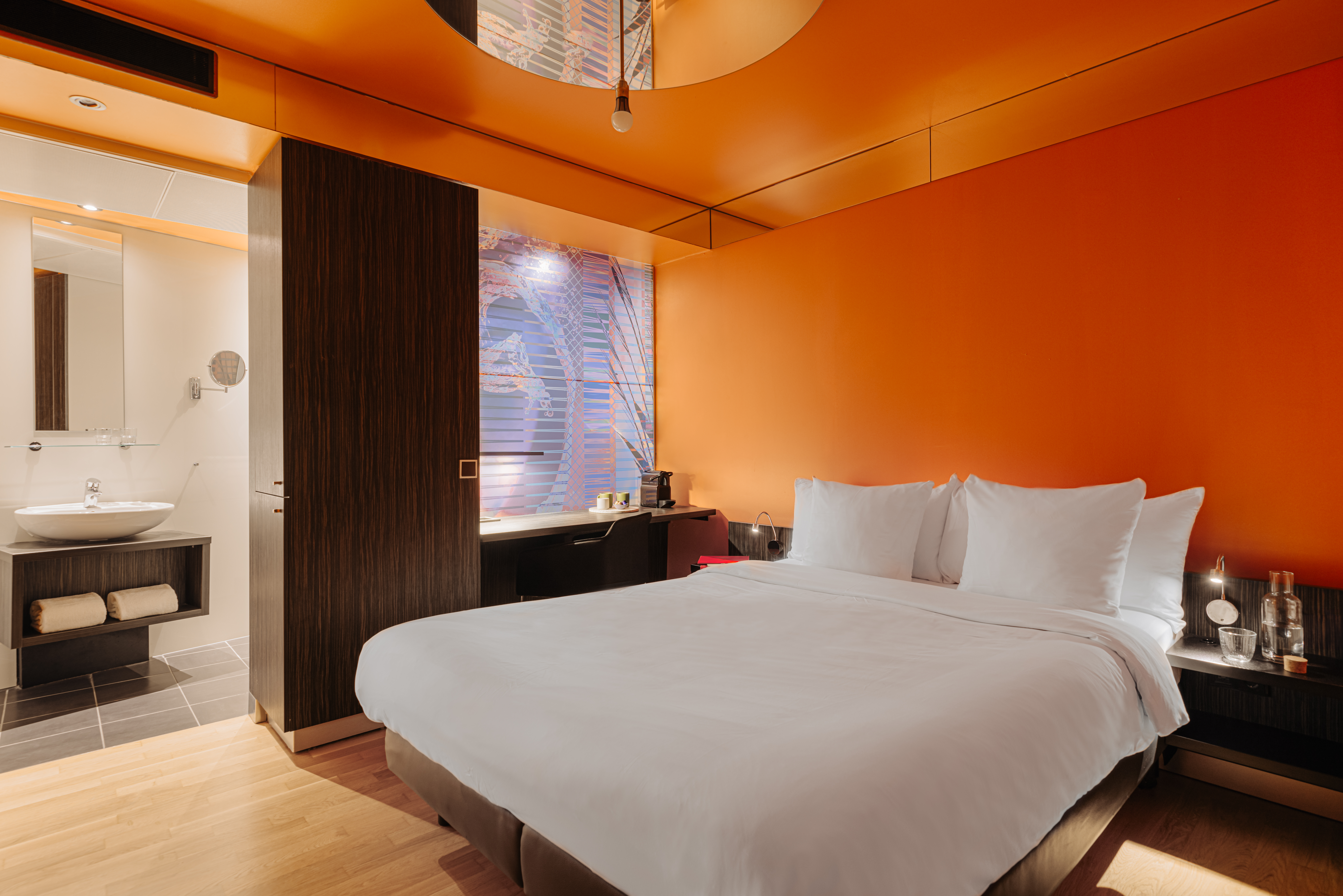 Inner, Double Bed