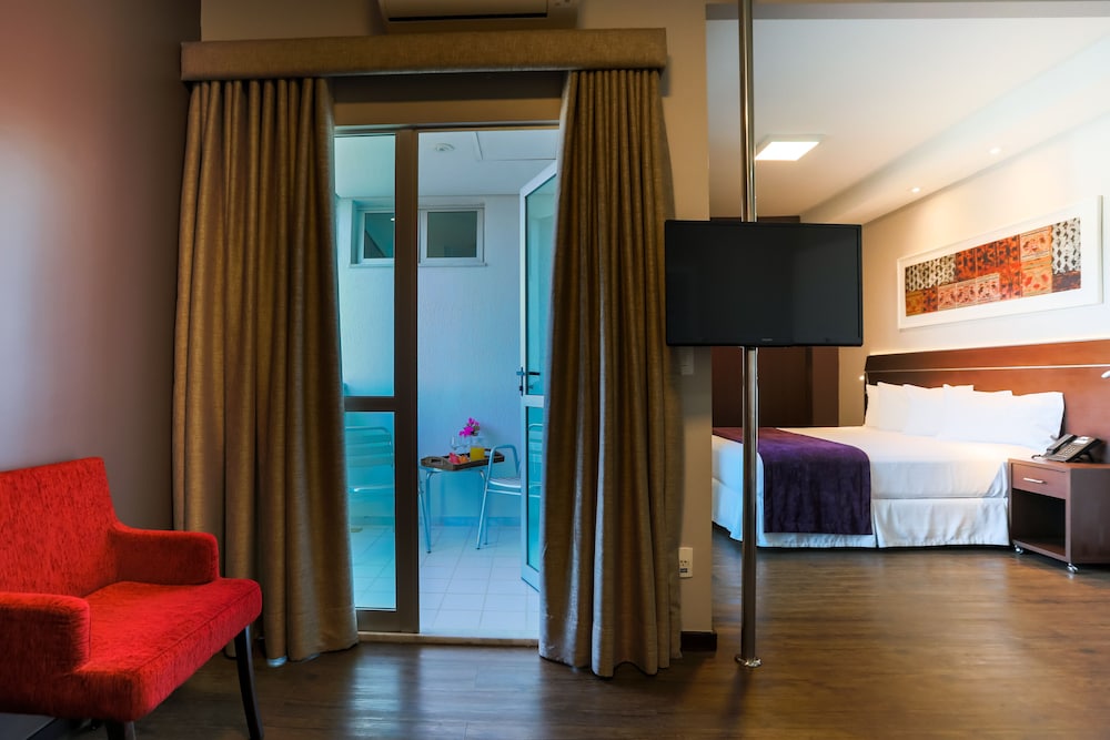 San Diego Suites Ipatinga 53/75