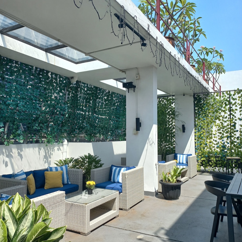 White Tree Residence By the Gala Hotels Group 7/50