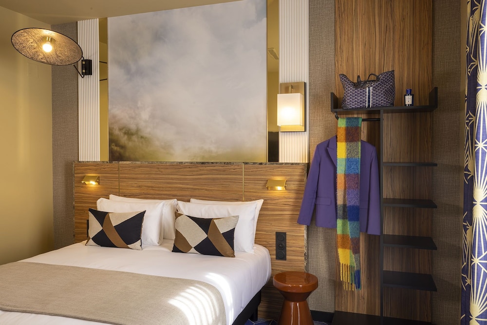 SUPERIOR, DOUBLE BED