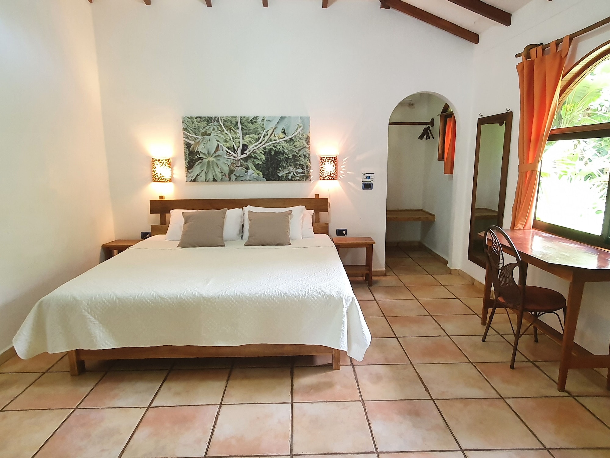 غرفة سوبيريور بسرير كينج بإطلالة على الحديقة، Cariblue Beach Jungle Resort 6/10