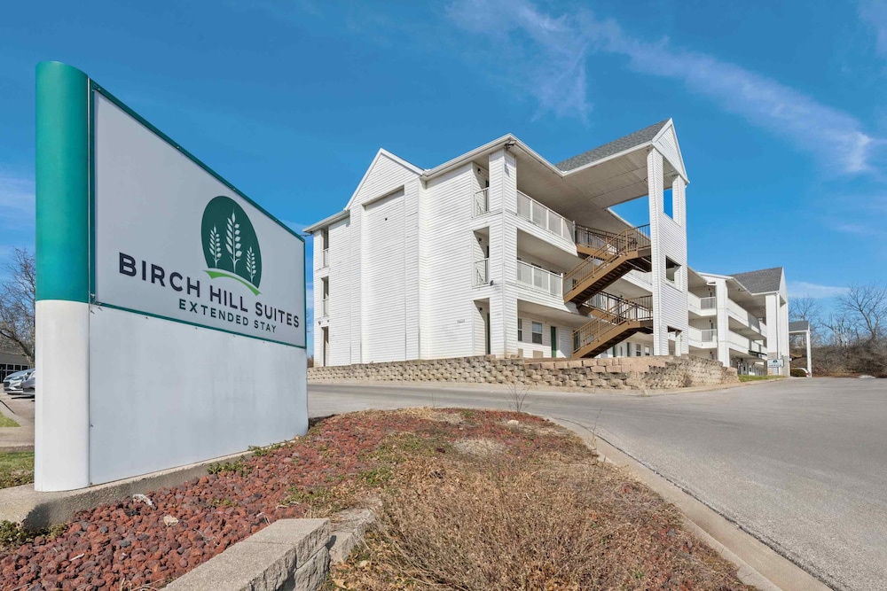 Birch Hill Suites Kansas City - Independence, Mo 21/24