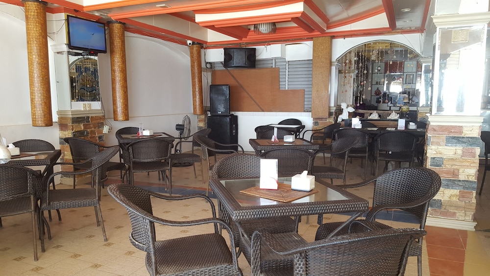 Dreamwave Hotel Puerto Galera 32/42
