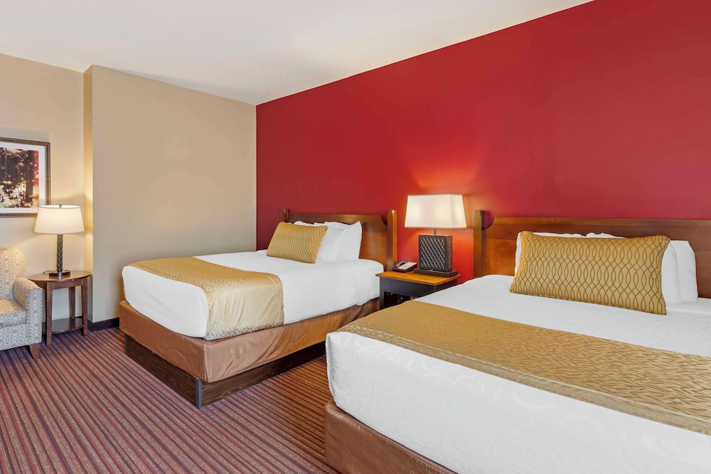 STANDARD, 2 QUEEN BEDS, PET FRIENDLY, ACCESSIBLE